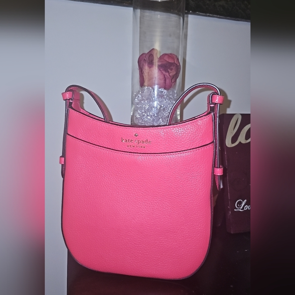 Nwot Kate Spade Vibrant Pink Shoulder Bag